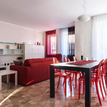 La Casa Di Cri Sul Naviglio Apartman Milánó Kültér fotó